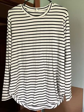 Striped Black & White Long-Sleeve Women's Top